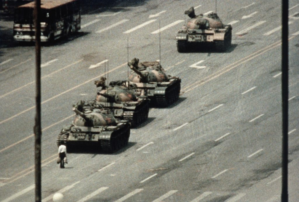 Man vs. Chinese tank Tiananmen square