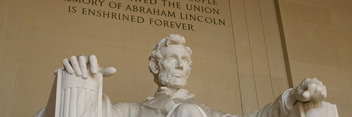 Abraham Lincoln Memorial by day