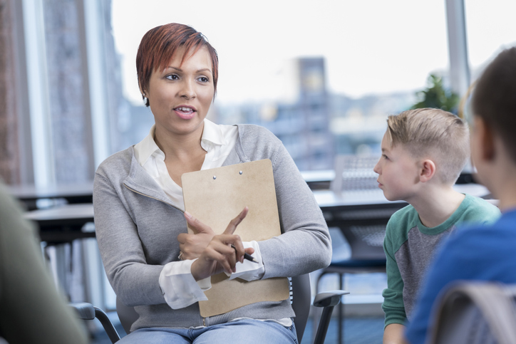 Elementary school principal disciplines students Keep new teachers safe by talking to students about behavioral problems